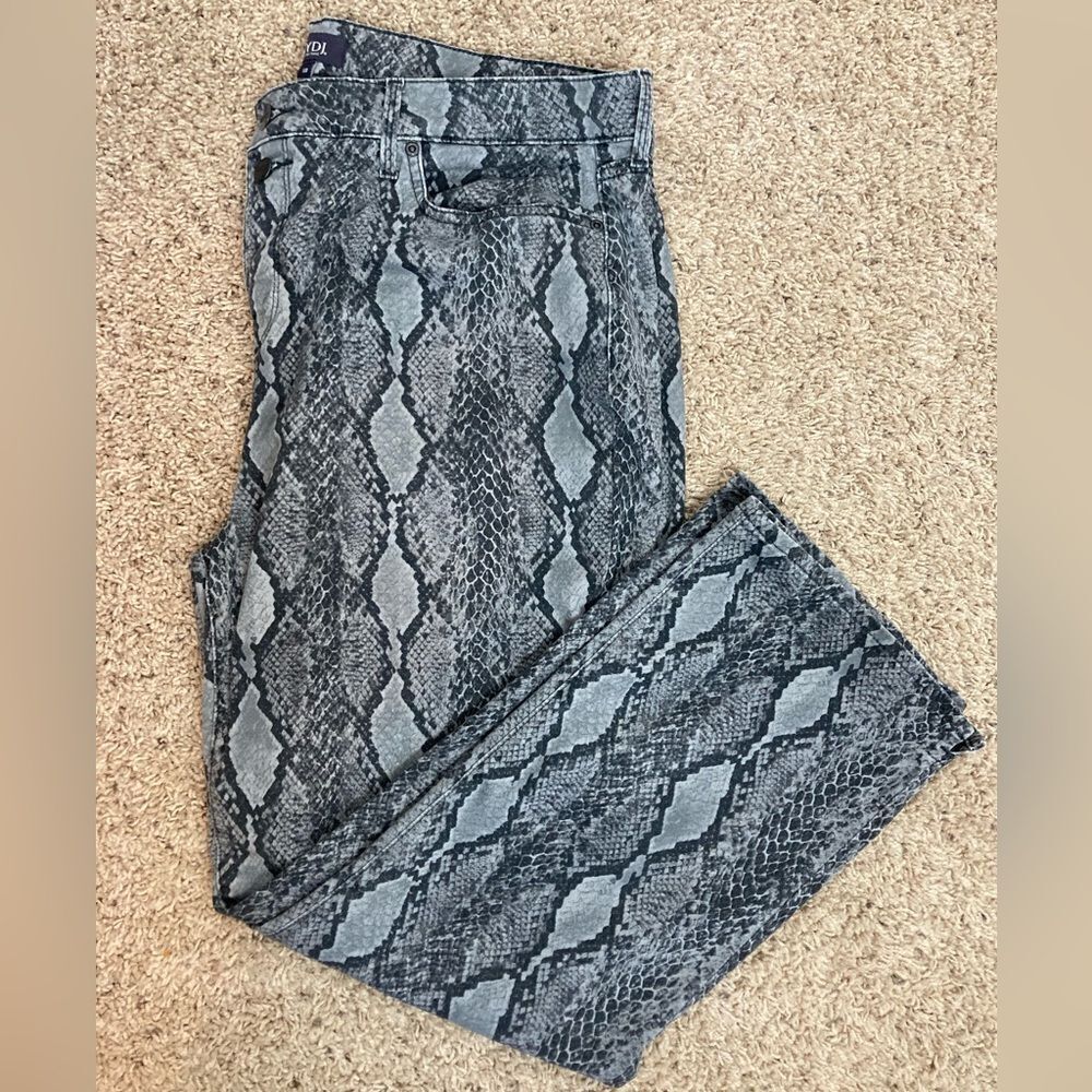 NYDJ Marilyn Straight high rise python print jeans figure perfecting🦋fall